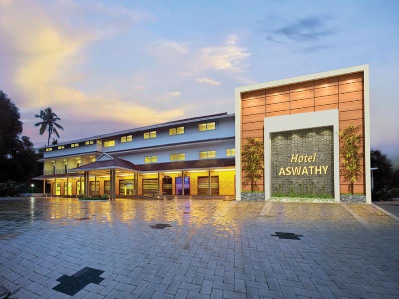Hotel Aswathy Kodungallūr Exterior foto